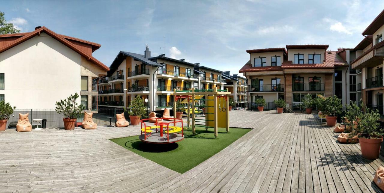 Smilteles Apartamentai Booking Palanga Lt Esterno foto